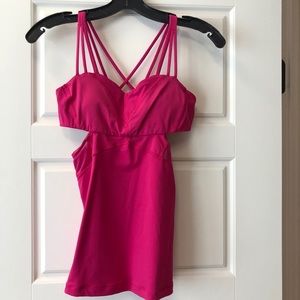 Lululemon pink tank